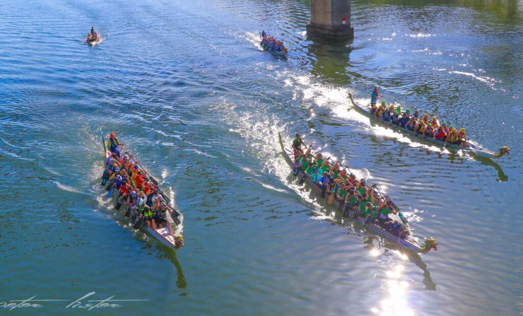 Dragon Boats Racing